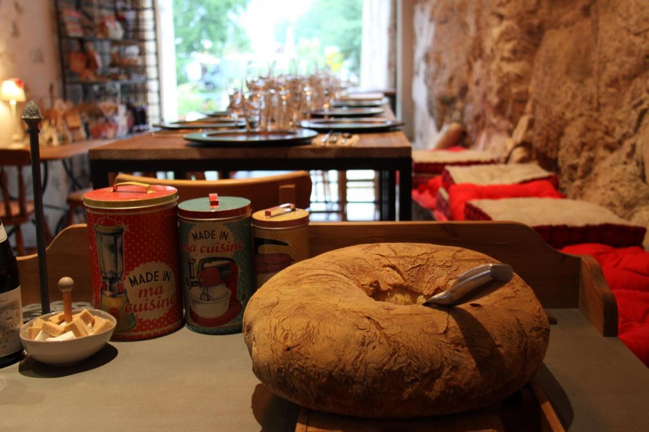 Le Doux Nid Bed & Breakfast Chanaz Eksteriør bilde