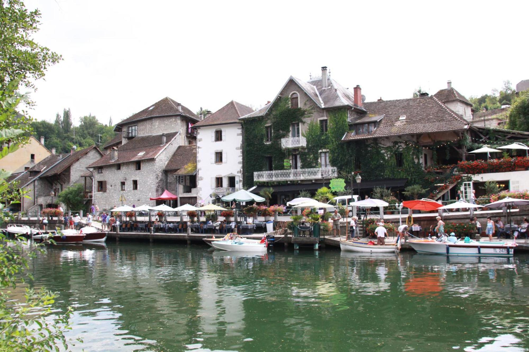 Le Doux Nid Bed & Breakfast Chanaz Eksteriør bilde