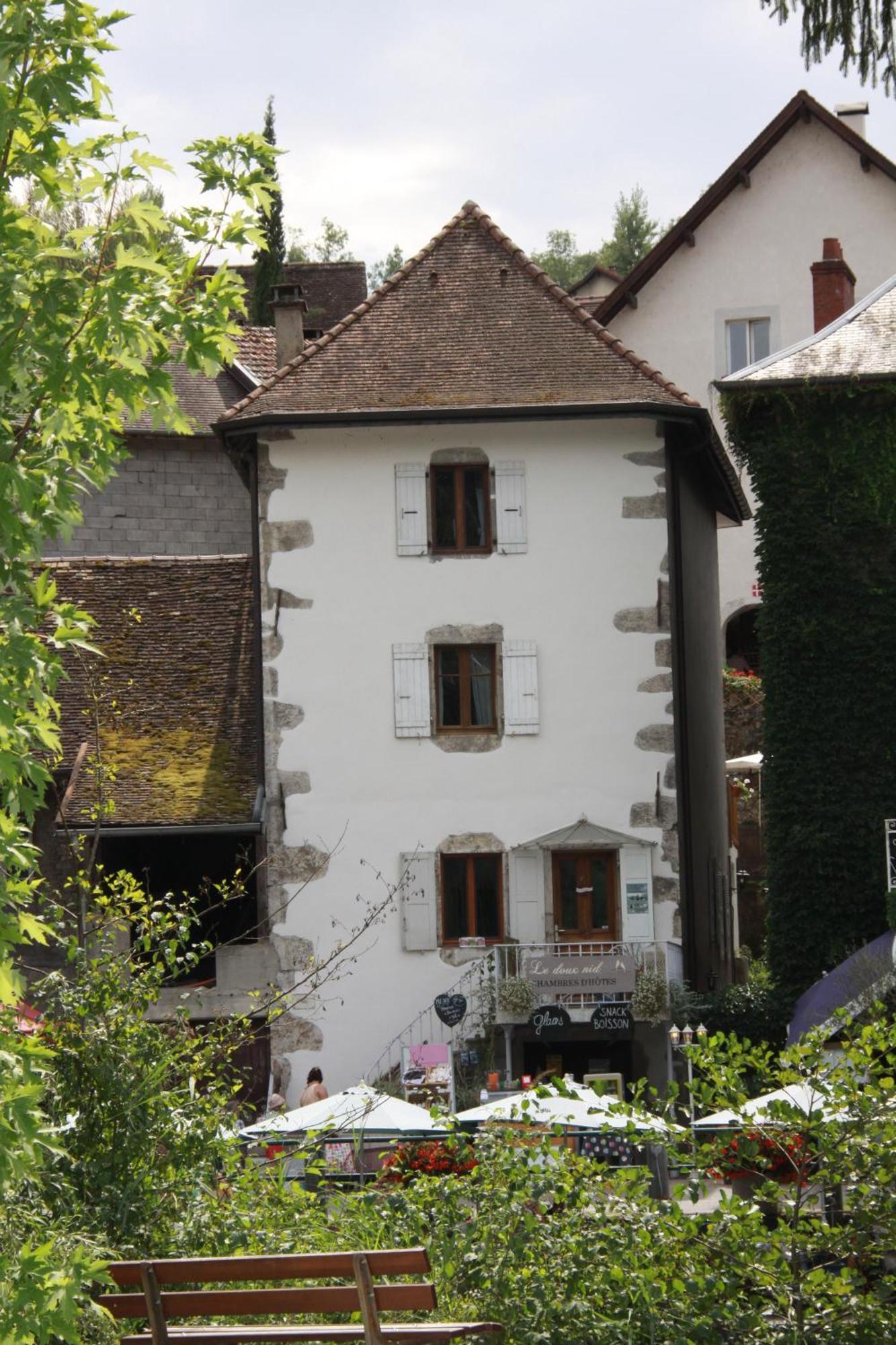 Le Doux Nid Bed & Breakfast Chanaz Eksteriør bilde