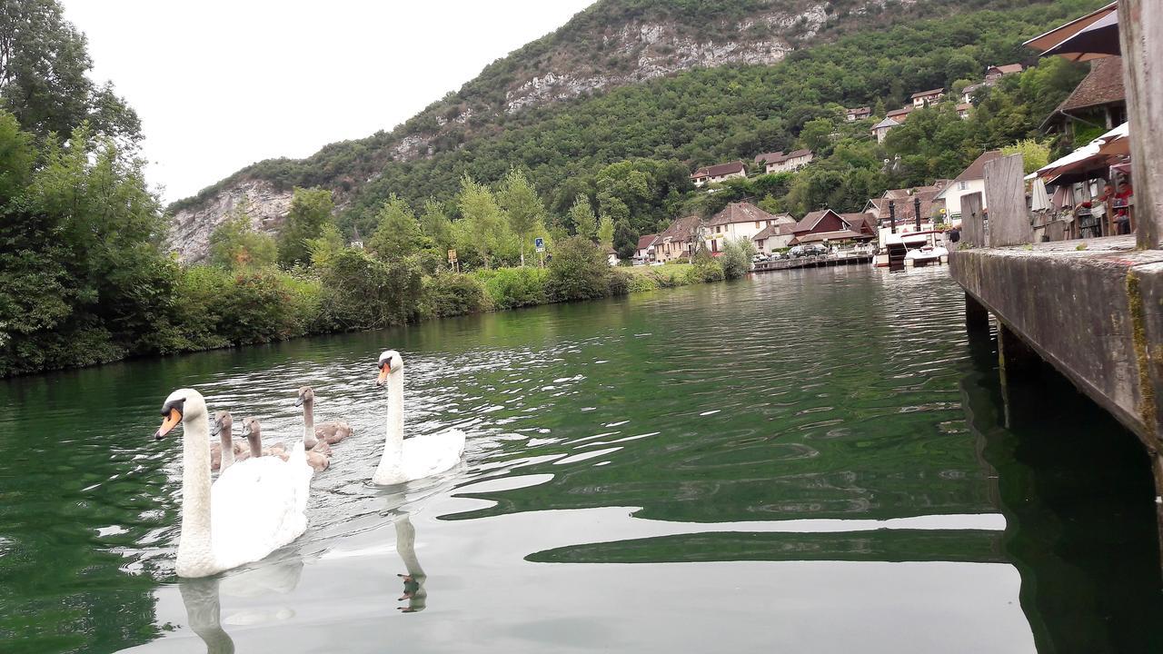 Le Doux Nid Bed & Breakfast Chanaz Eksteriør bilde